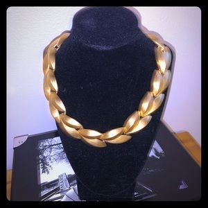 Givenchy-Vintage-Gold-Leaves-Necklace